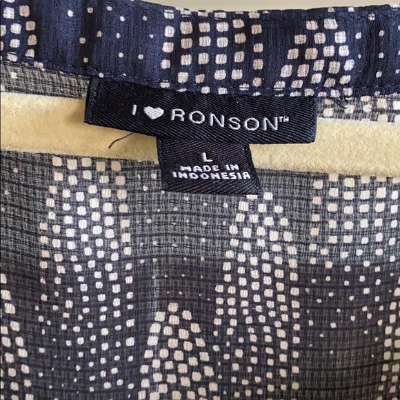 I Heart Ronson Blouse ❤️ - Picture 2 of 4